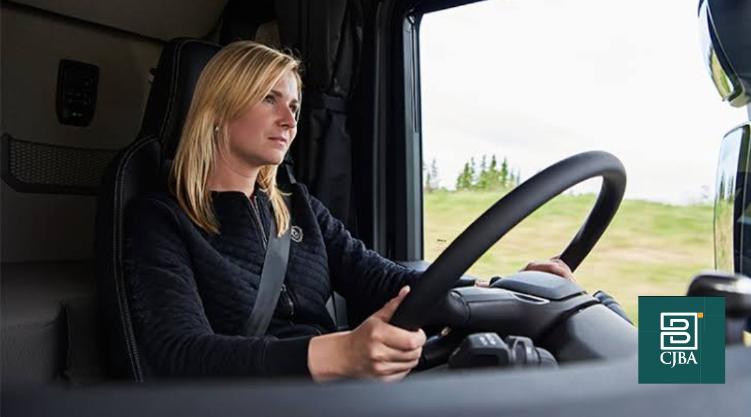 Você está visualizando atualmente MULHER MOTORISTA PROFISSIONAL